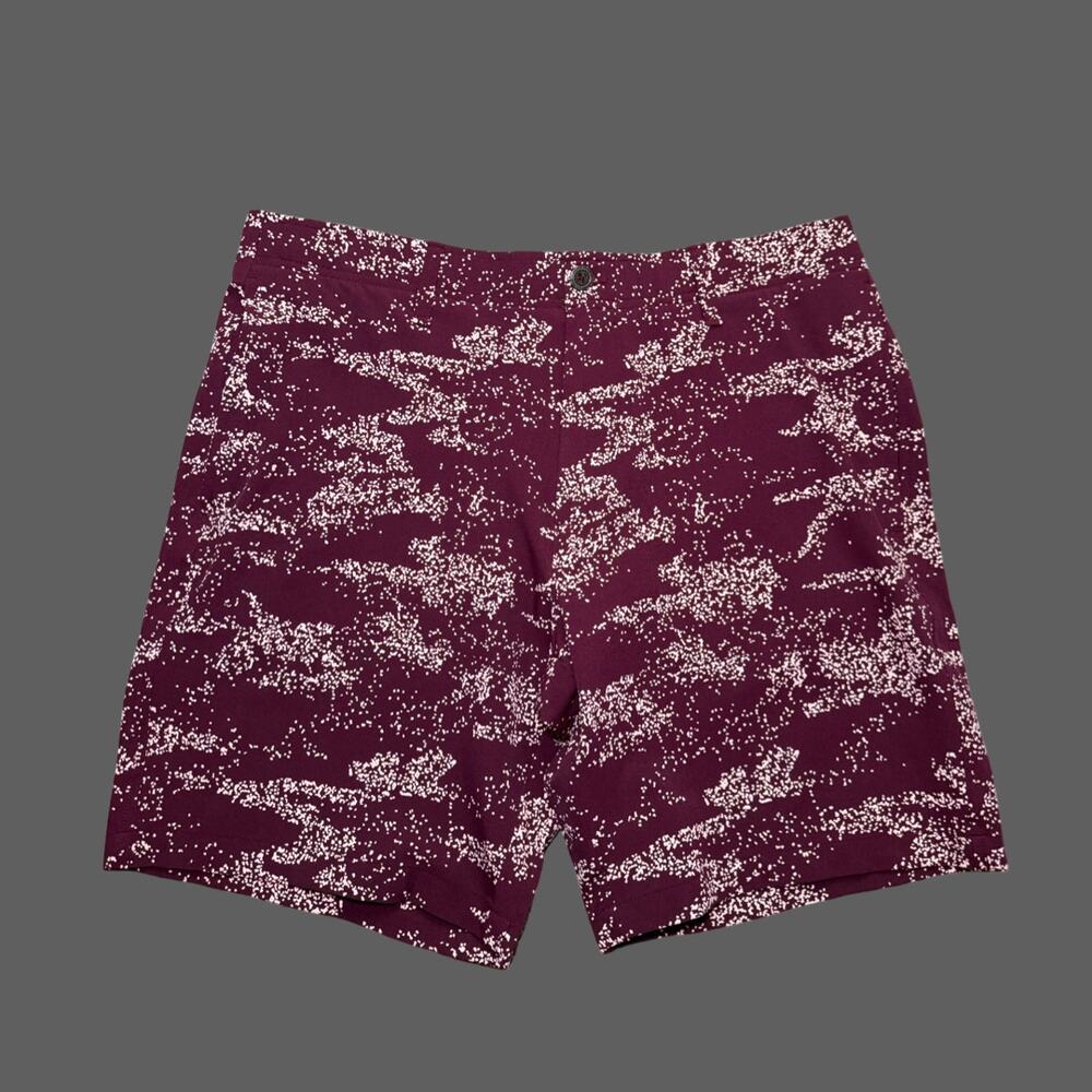 Under Armour UA Golf Printed Shorts Burgundy 36 NWT